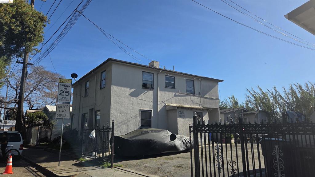 10419 San Leandro St Property Photo 2