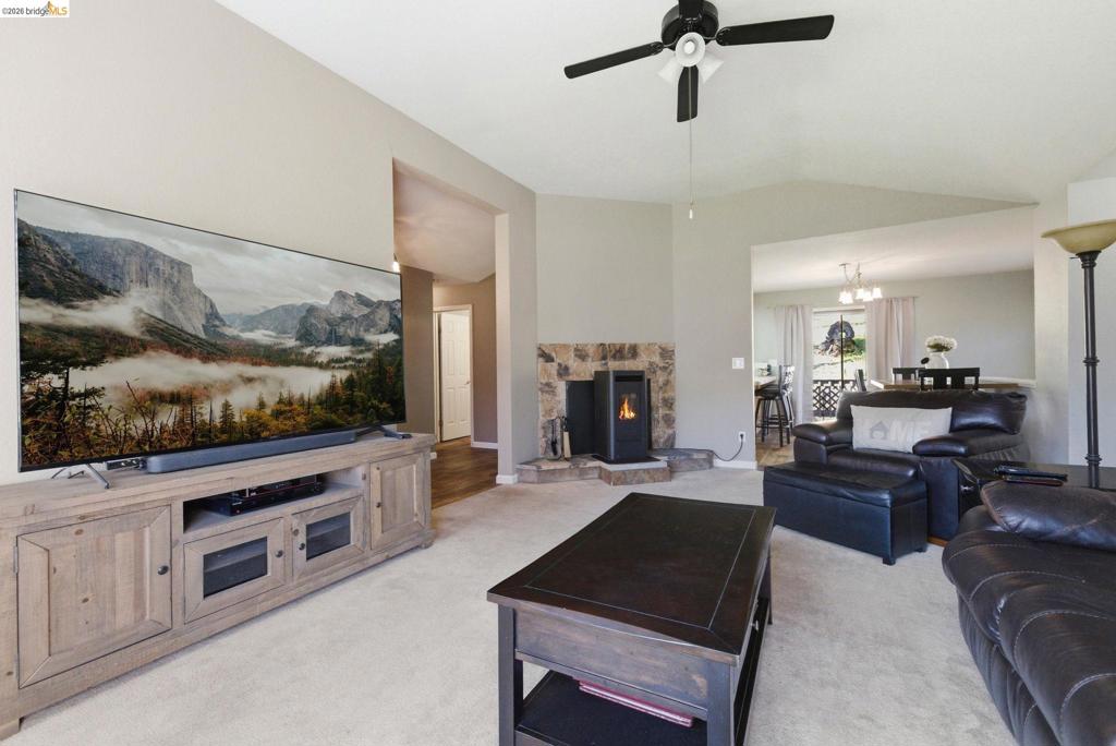 12796 Cresthaven Dr Property Photo 24