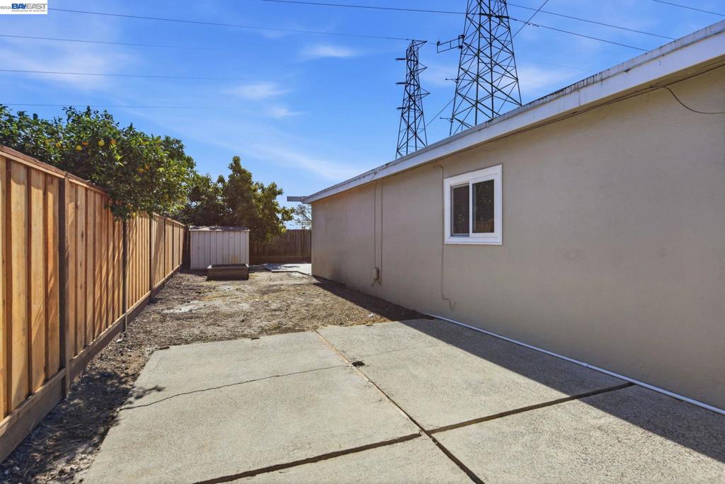 4498 Ladner St Property Photo 38