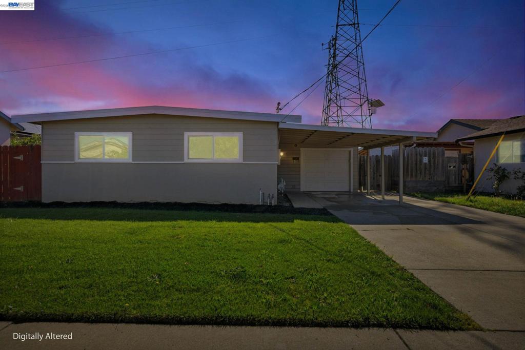 4498 Ladner St Property Photo 42