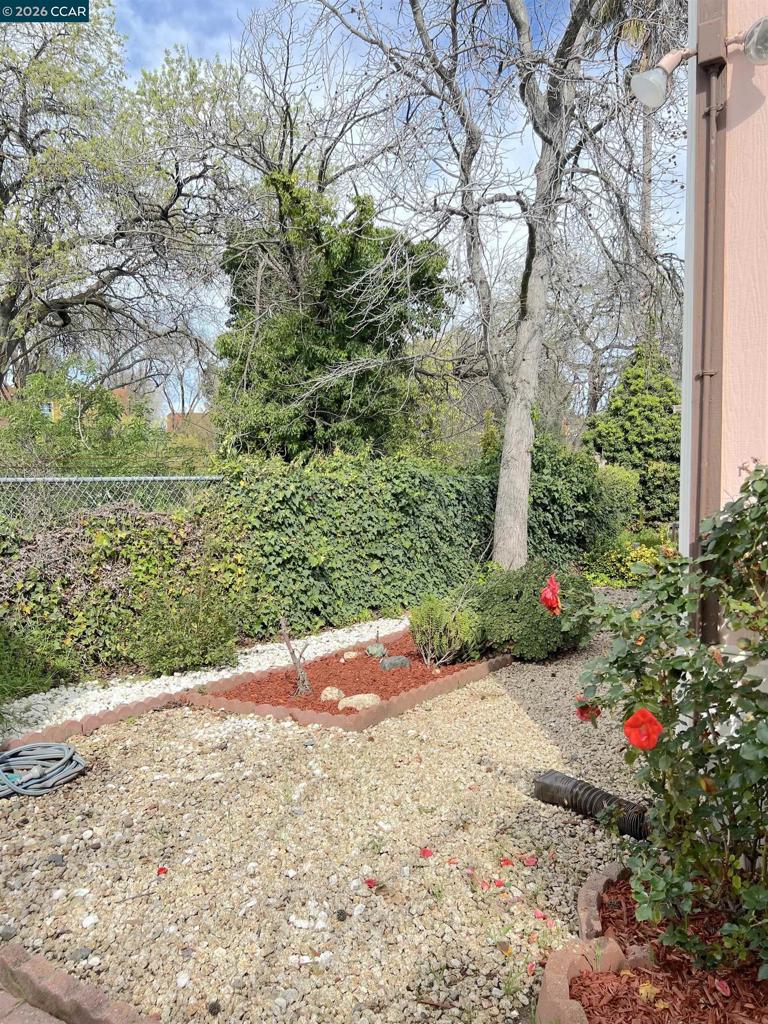 198 Kona Cir Property Photo 30