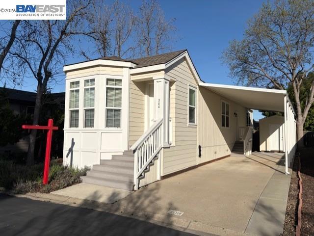 3263 Vineyard Ave Property Photo 22