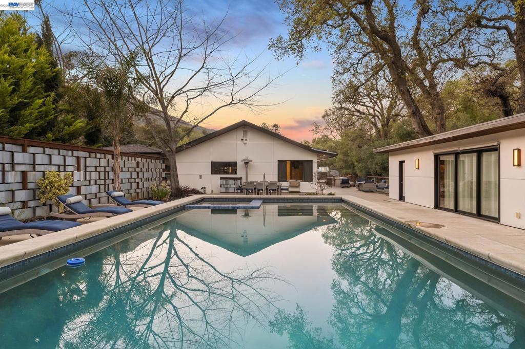 4725 Morgan Territory Road Property Photo 3