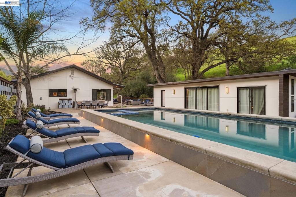 4725 Morgan Territory Road Property Photo 16