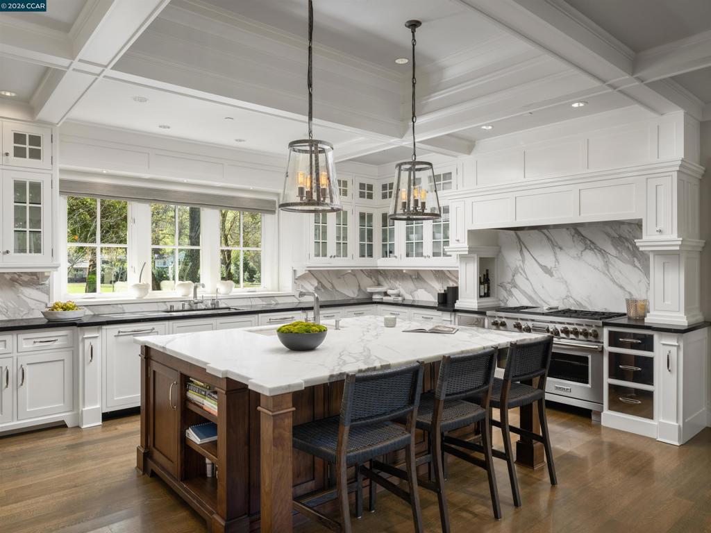 41127983 Property Photo 11