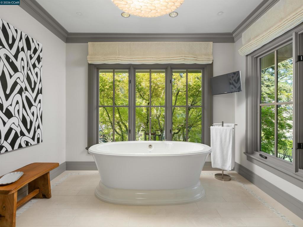 41127983 Property Photo 18