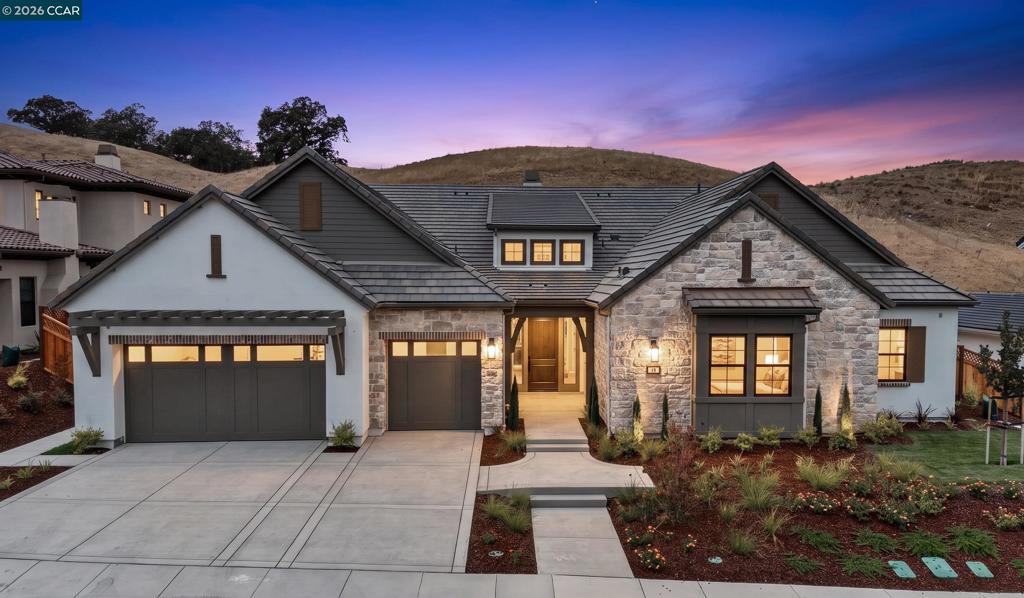19 Charolais Court Property Photo 2