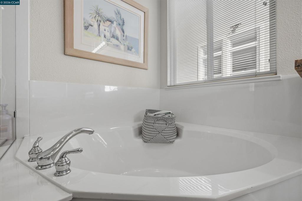 1463 Bismarck Ln Property Photo 19