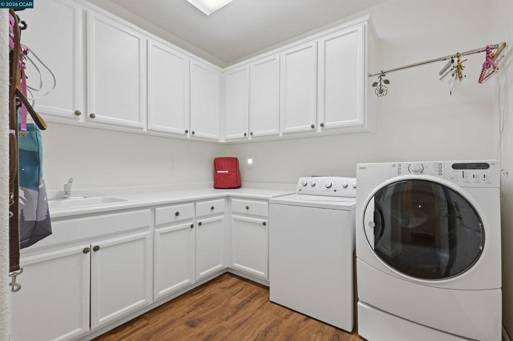 1463 Bismarck Ln Property Photo 26