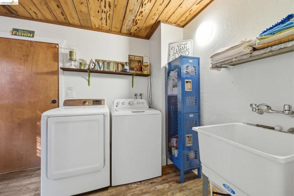 1273 Lilac Dr Property Photo 29