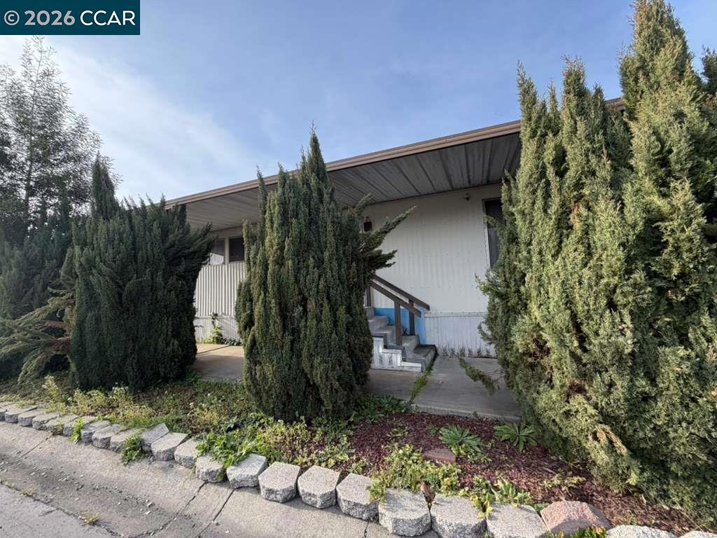 28227 Murcia St Property Photo 1