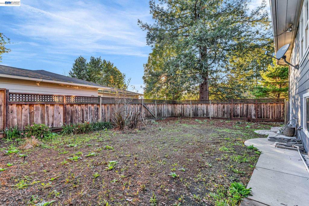 4628 Fieldbrook Rd Property Photo 39
