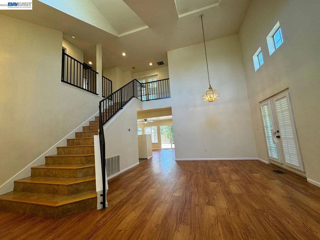 5067 Prairie Way Property Photo 5