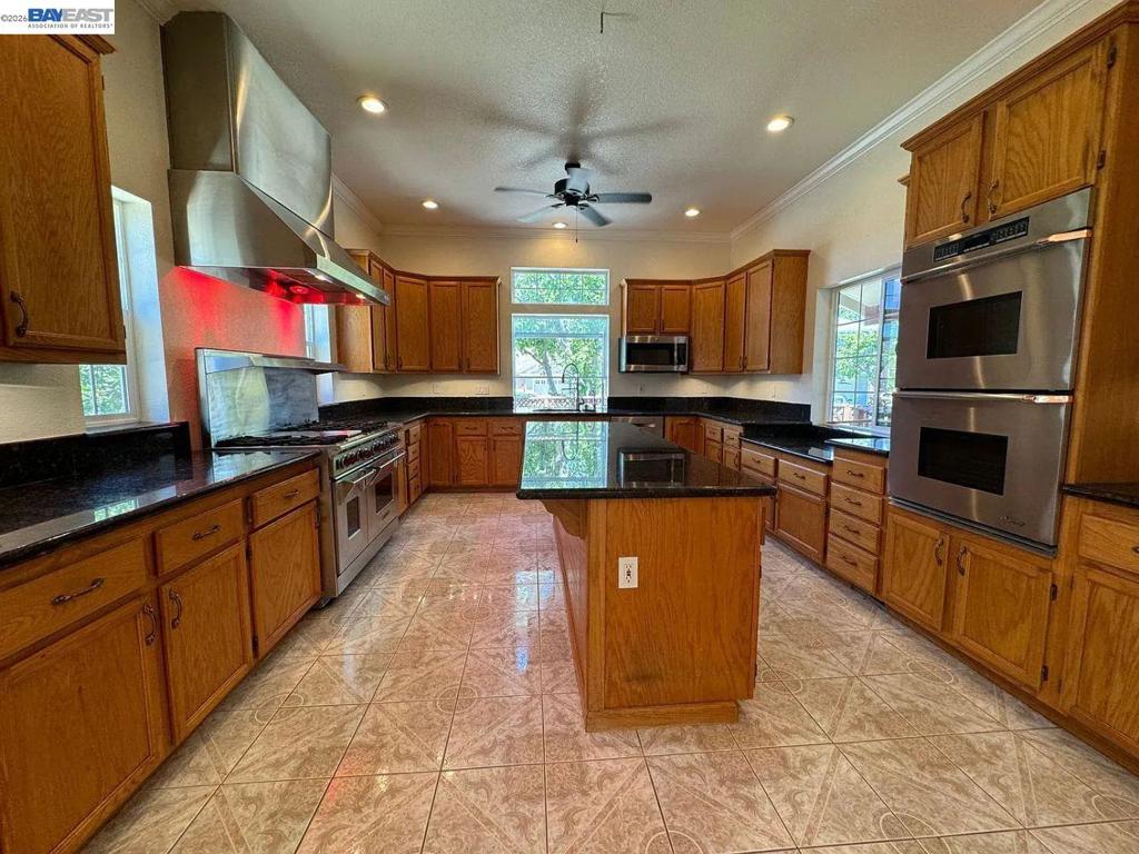 5067 Prairie Way Property Photo 6