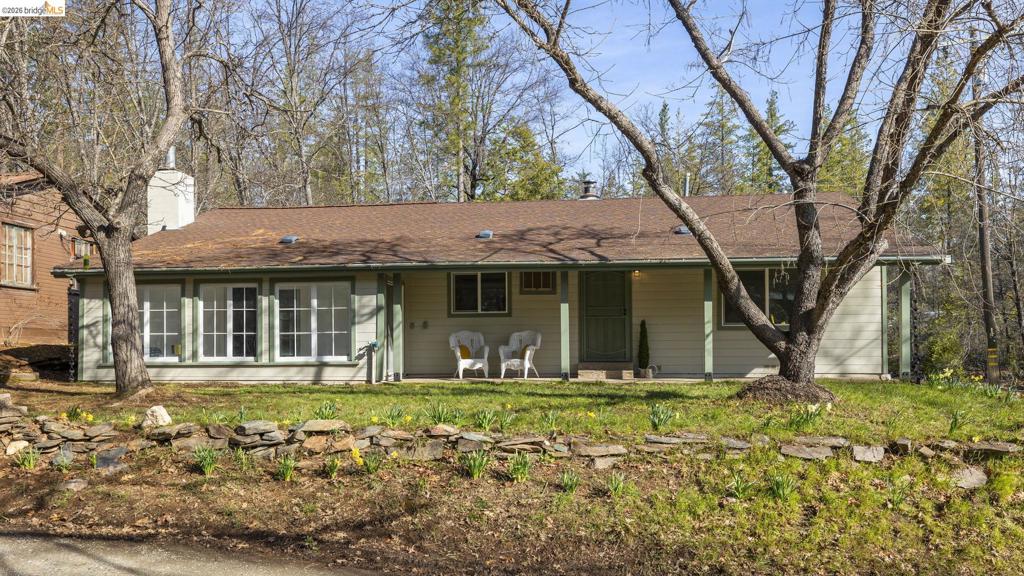 9721 Manzanita Way Property Photo 1