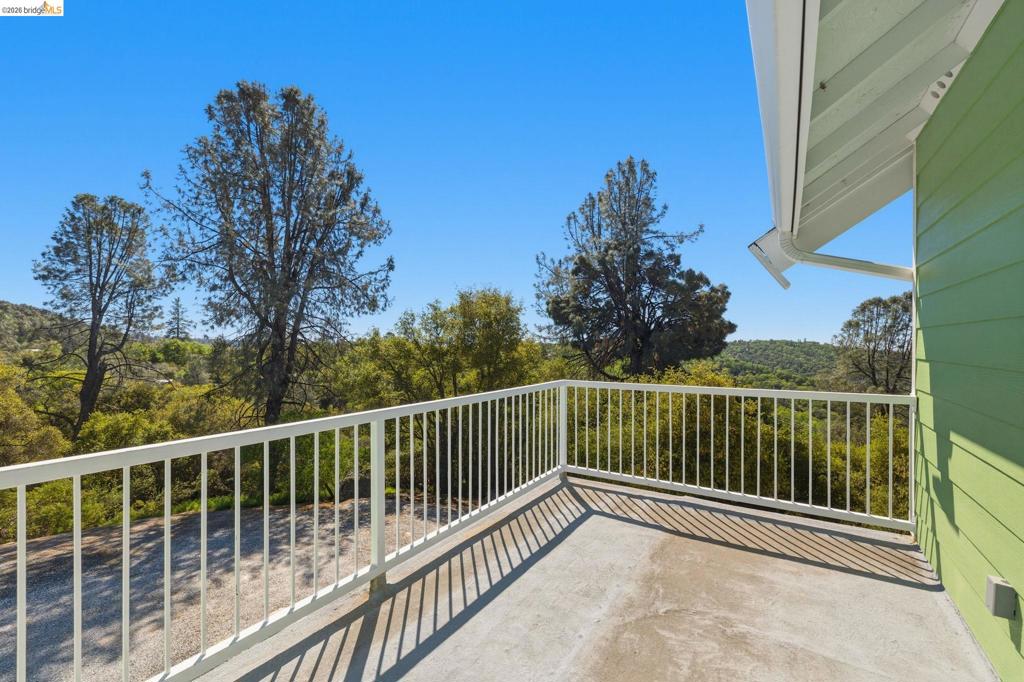 21472 Longeway Rd Property Photo 38