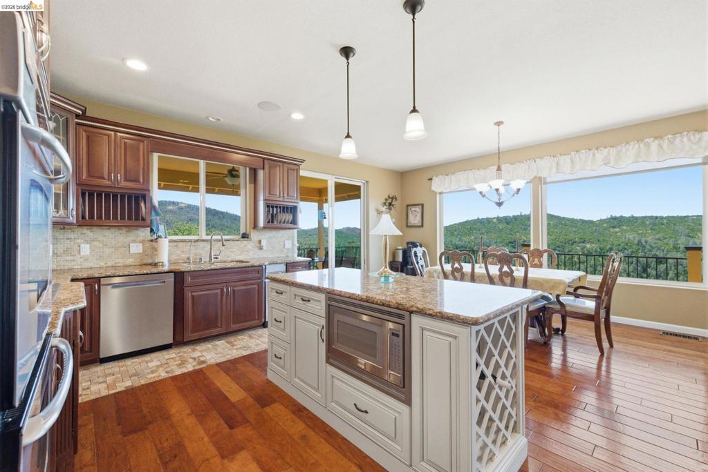 12808 Mammoth Mine Road Property Photo 18