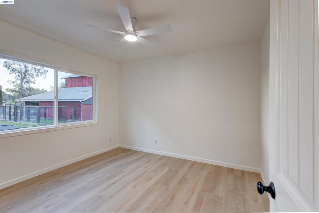 35600 Lasiandra Ln Property Photo 11