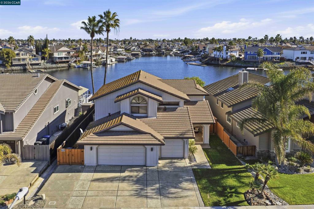 2027 Windward Pt Property Photo