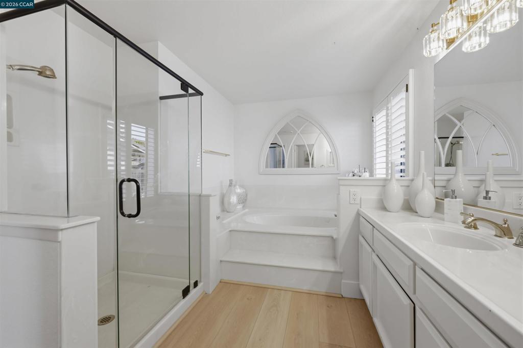 2027 Windward Pt Property Photo 30