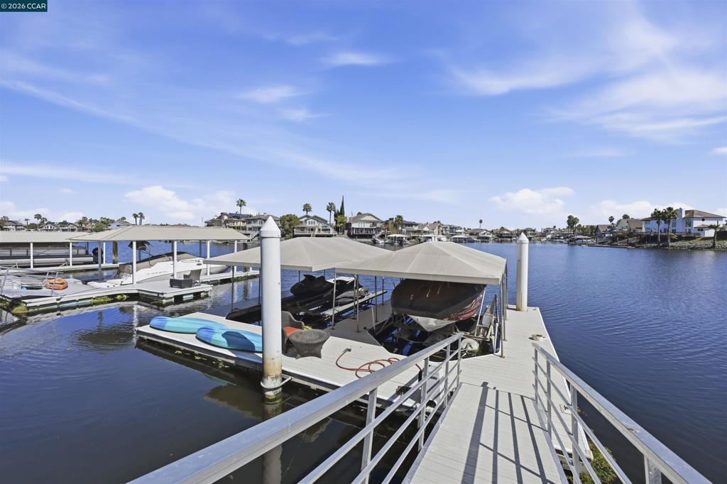 2027 Windward Pt Property Photo 40