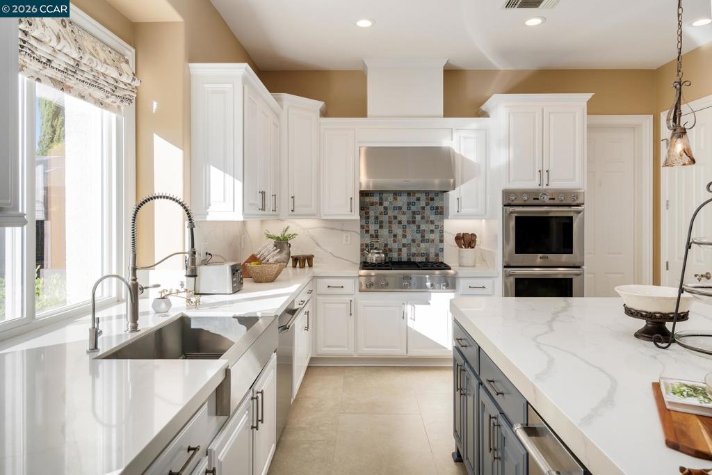 3432 Ashbourne Cir Property Photo 11