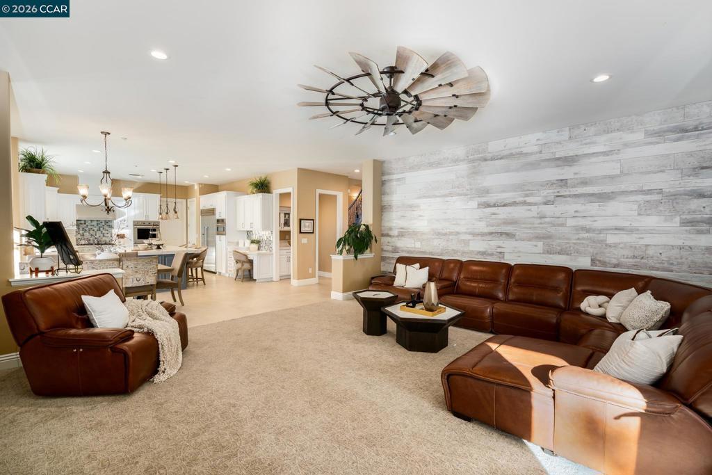 3432 Ashbourne Cir Property Photo 18