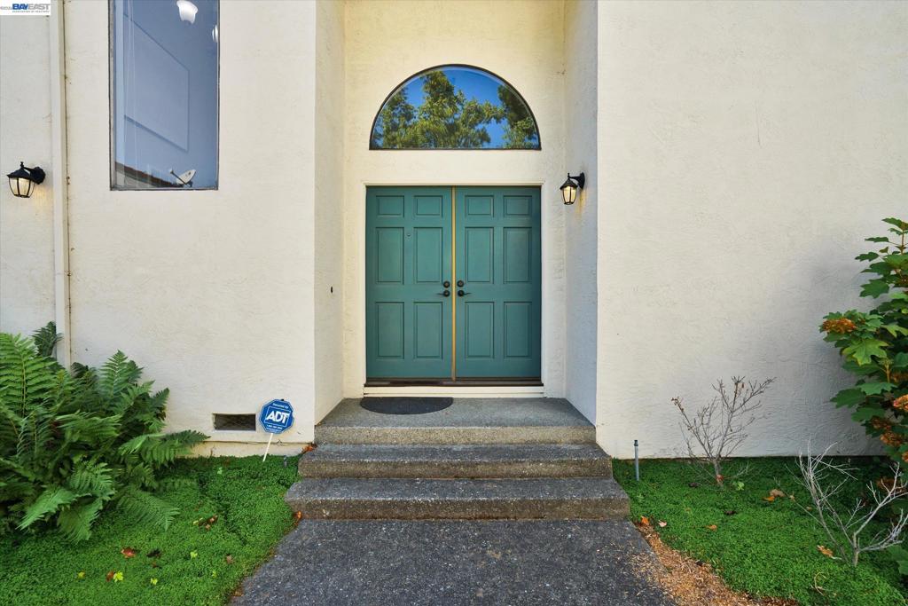 4374 Valley Ave D1 Property Photo 1