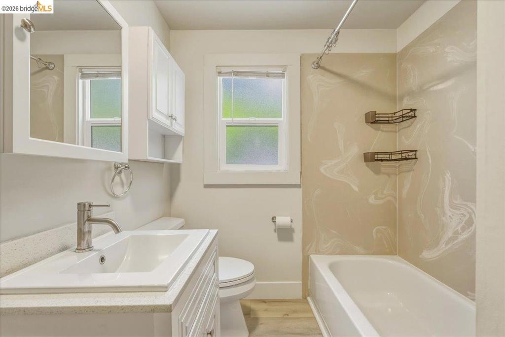 2529 Ellsworth St Property Photo 15