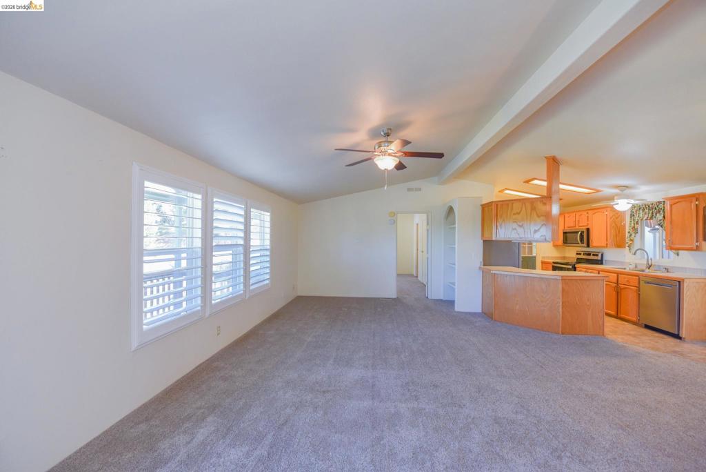 23732 Parrots Ferry Rd. Property Photo 9