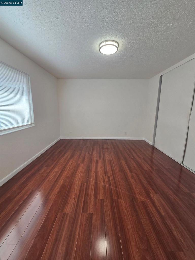 2341 21st St Property Photo 7