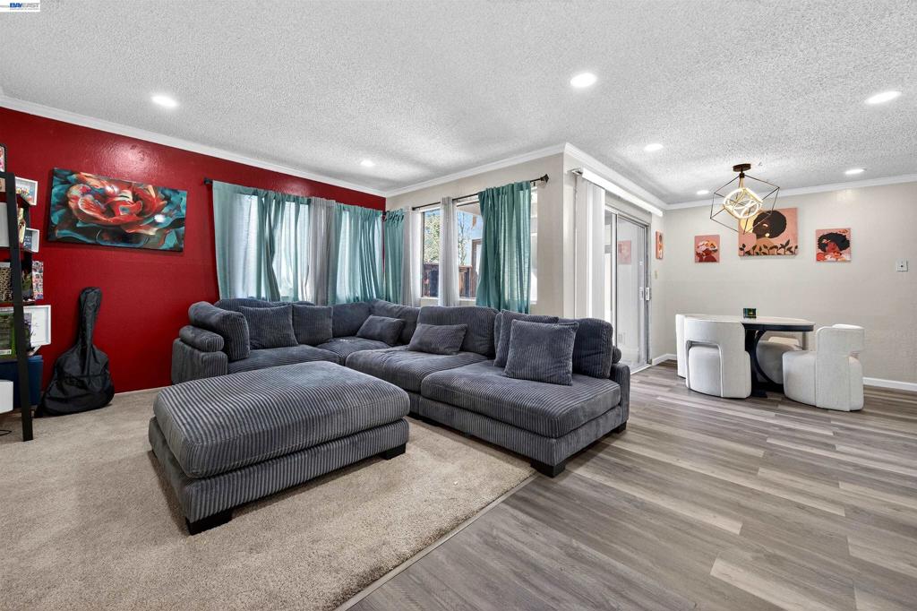 355 Parkview Terrace B9 Property Photo 5