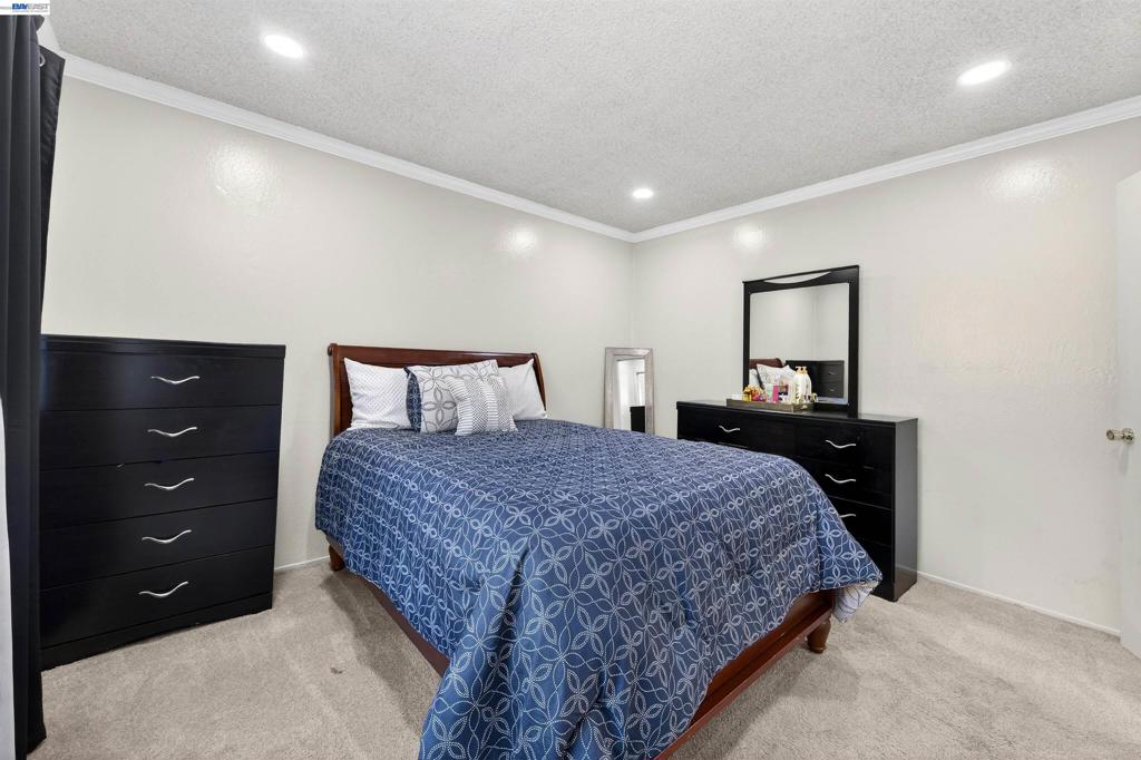 355 Parkview Terrace B9 Property Photo 16