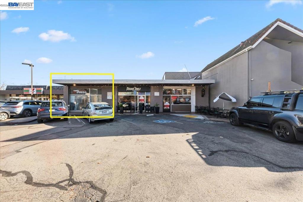 706 Colorado Ave Property Photo 1