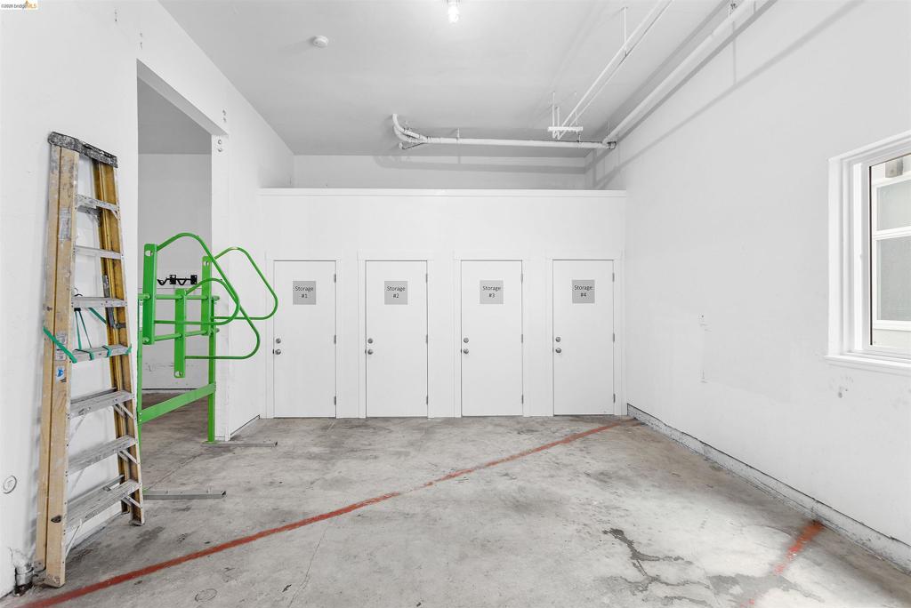 2401 San Pablo Ave Property Photo 7