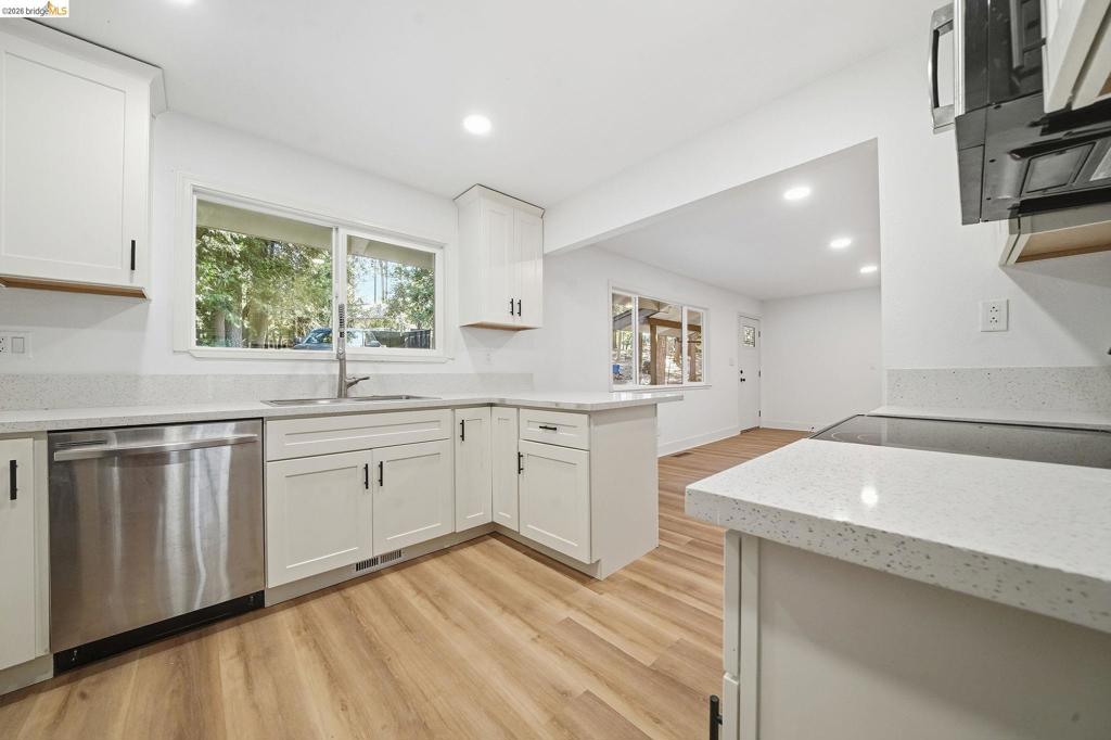 23656 Lightning Ln Property Photo 14