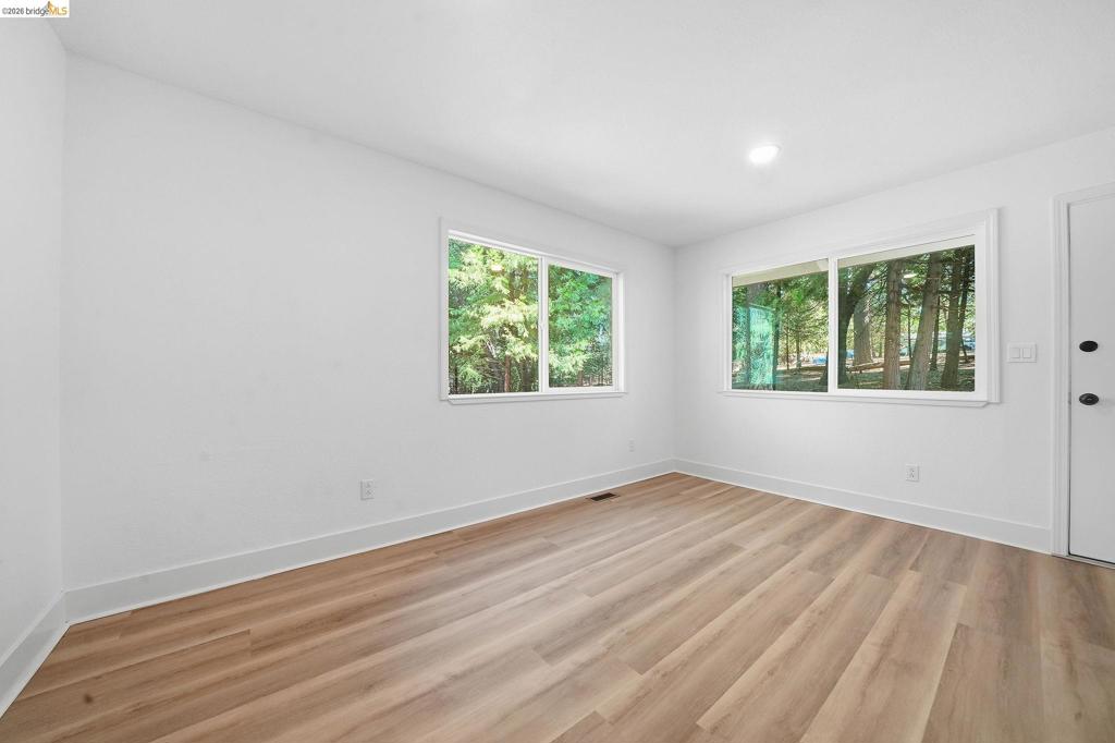 23656 Lightning Ln Property Photo 16