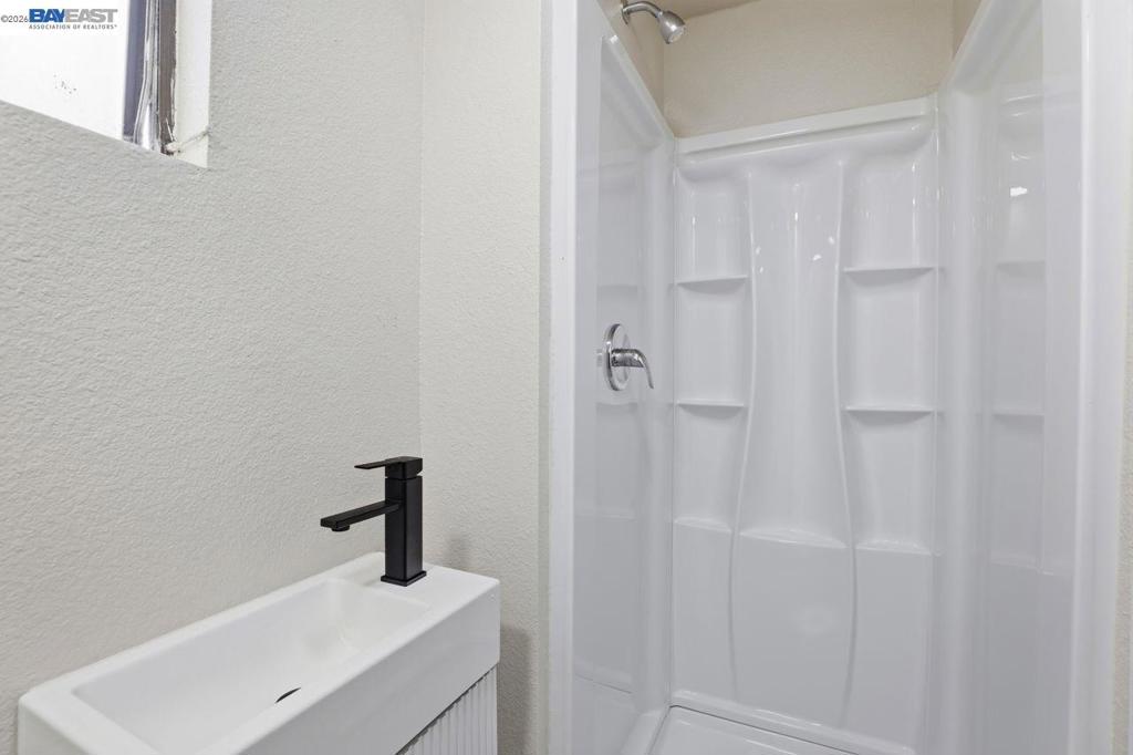 828 Olivina Ave Property Photo 24