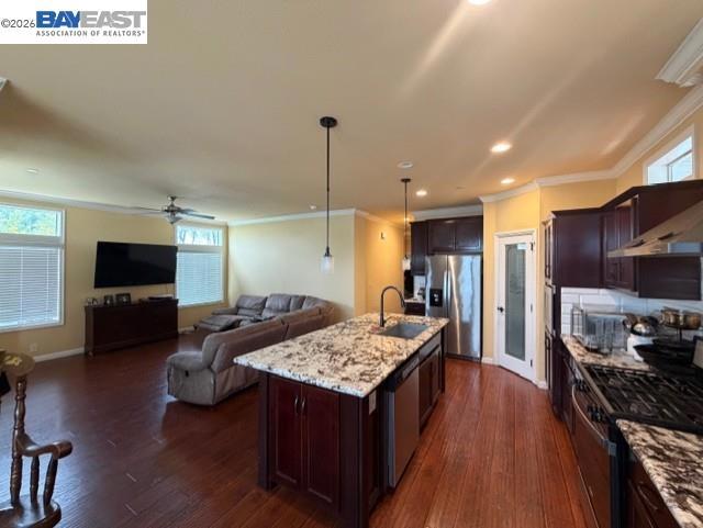 426 Honolulu Circle Property Photo 4