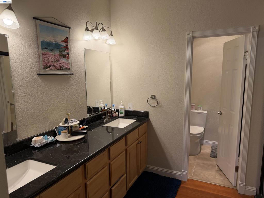 3550 Buttonwood Ter 111 Property Photo 10
