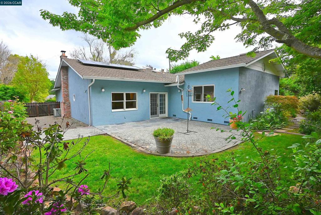 263 Croyden Dr Property Photo 46
