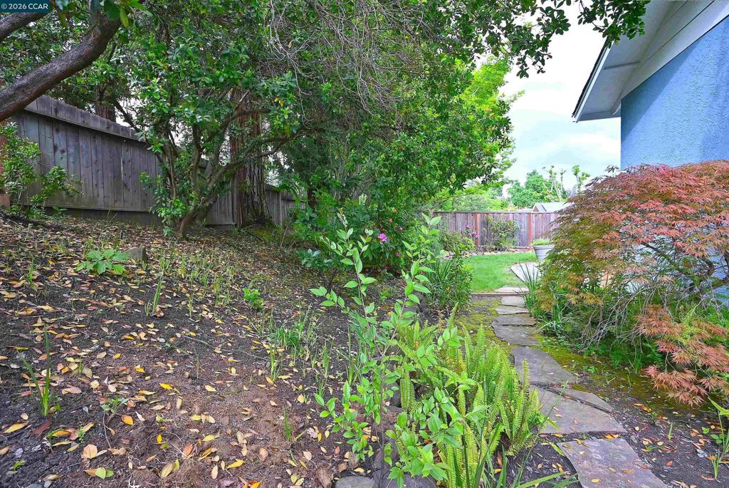 263 Croyden Dr Property Photo 55