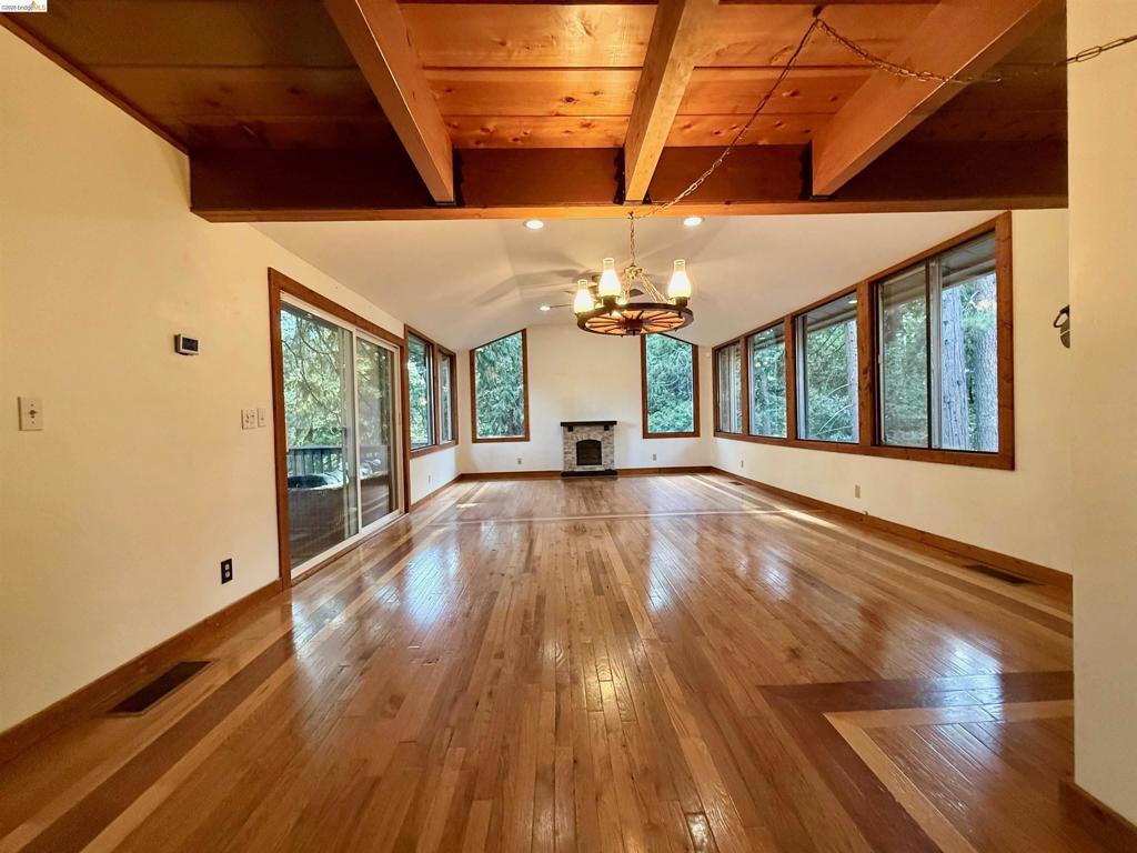 24086 Lama Hisum Rd Property Photo 2