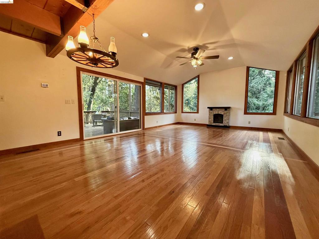 24086 Lama Hisum Rd Property Photo 4