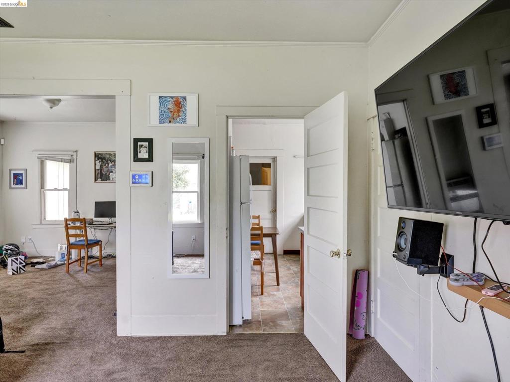 820 52nd St Property Photo 15
