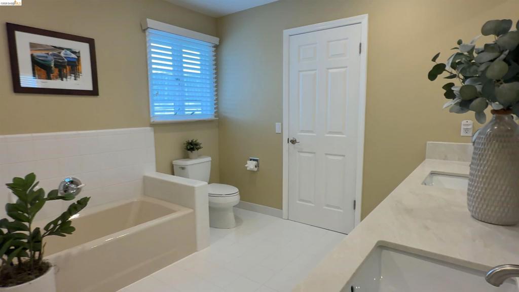 91 Shell Pl Property Photo 29