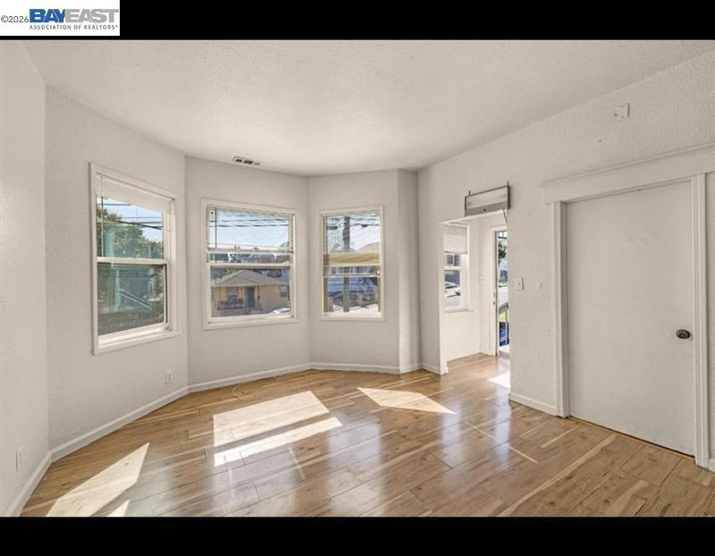 2422 E 24th Street Property Photo 1