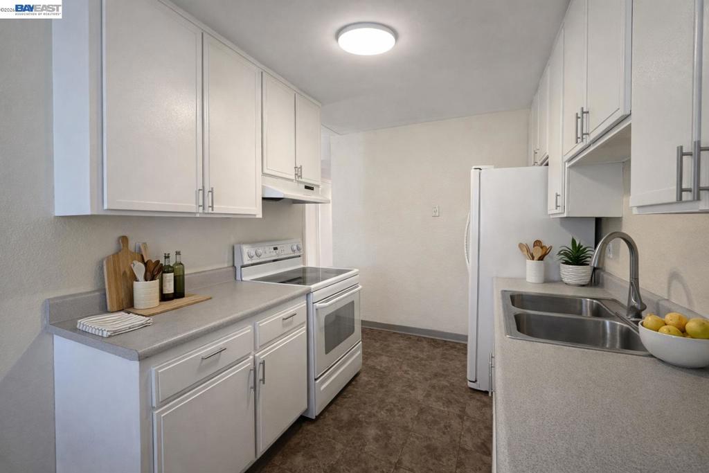 247 N Capitol Ave 271 Property Photo 12