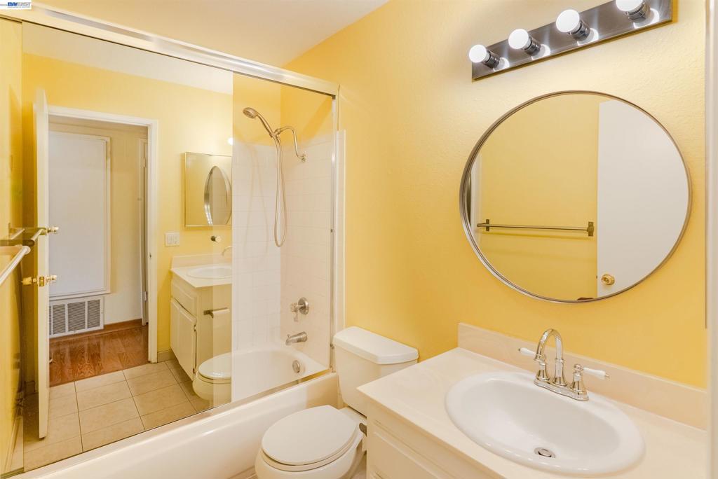 247 N Capitol Ave 271 Property Photo 20