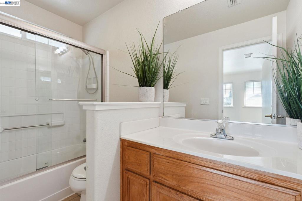 1339 Cherry Blossom Property Photo 28